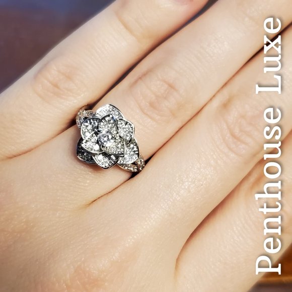 🔥CLEARANCE! Gorgeous 3D Sparkling Flower Ring - Picture 5 of 6